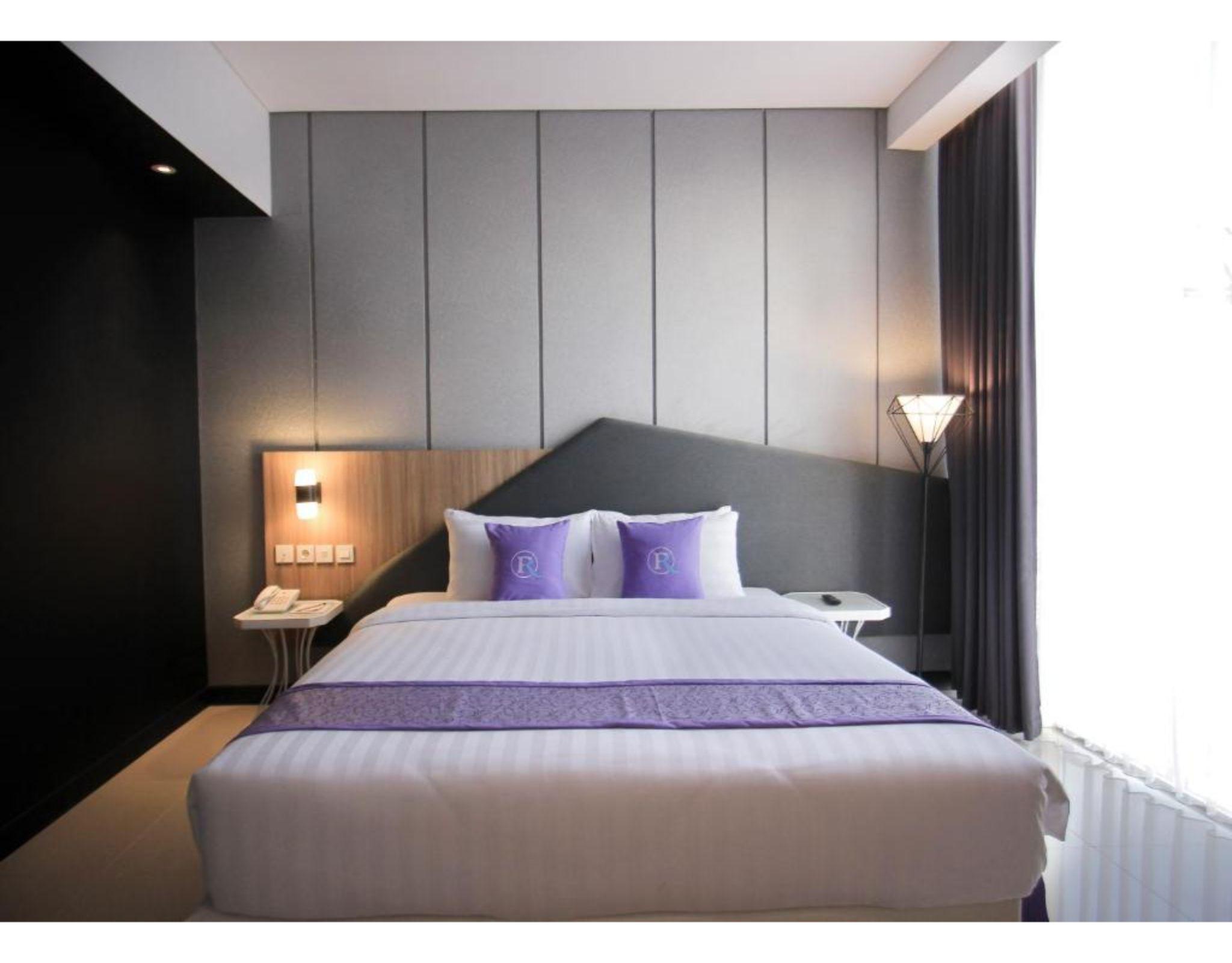 Forriz Hotel Джокьякарта Экстерьер фото